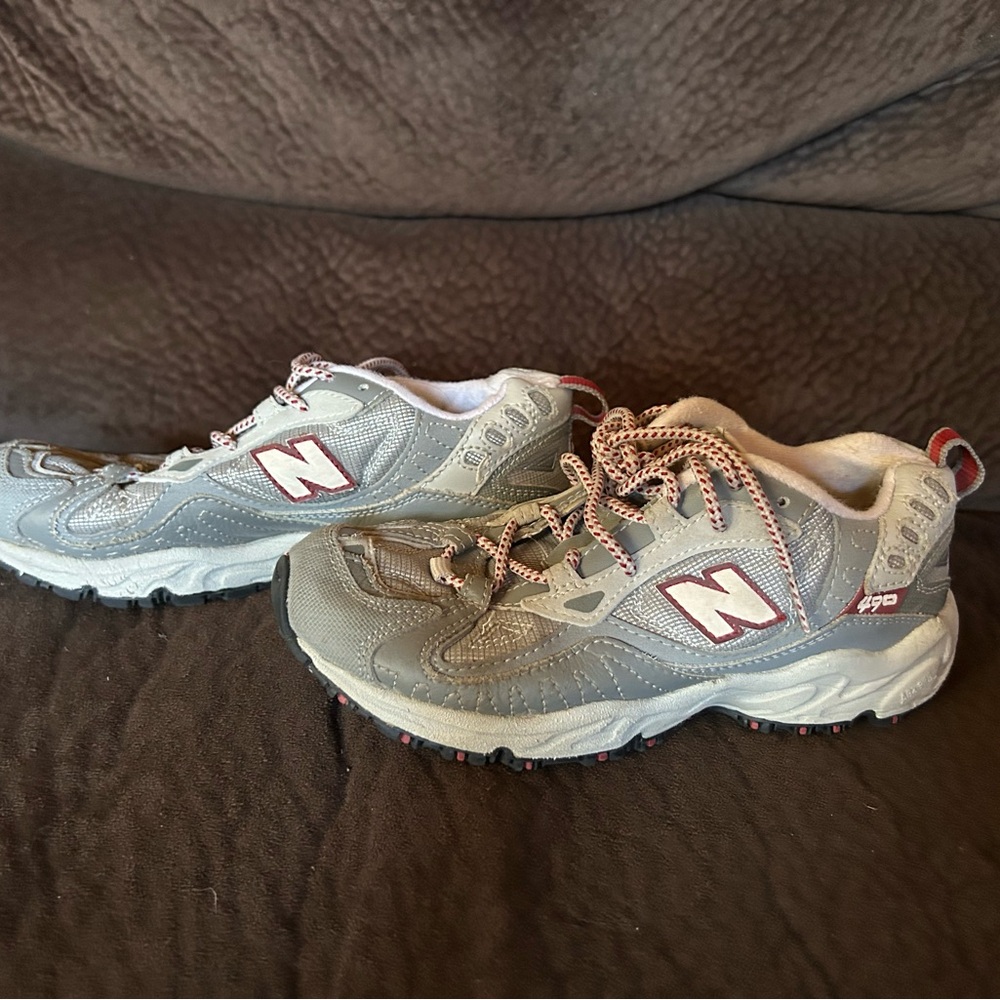 New Balance Abzorb 490 Gray Sneakers, women’s size 5
